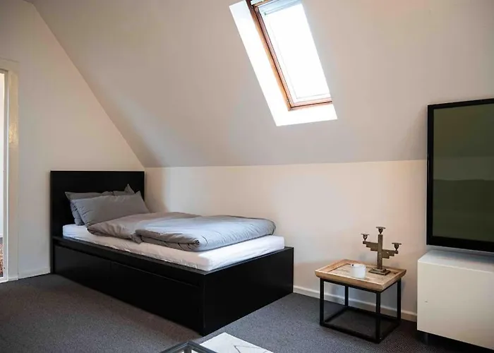 Appartment Im Dg Berlin / 5 Min Zur Messe