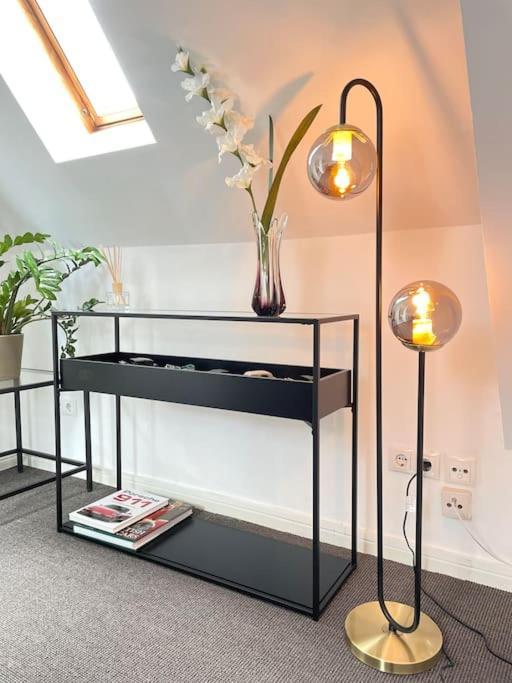 Apartment Im Dg / 5 Min Zur Messe *